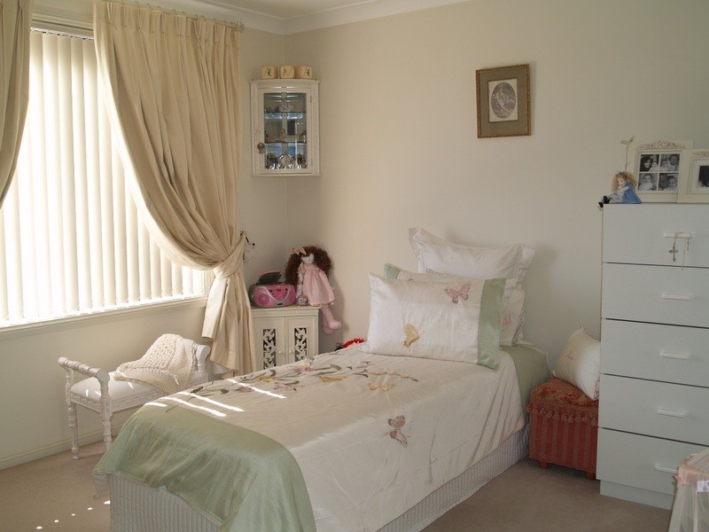 5 Ashlar Place, West Hoxton NSW 2171