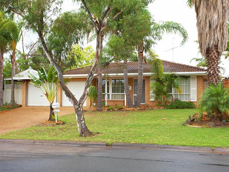 10 Trainer Avenue, Casula NSW 2170