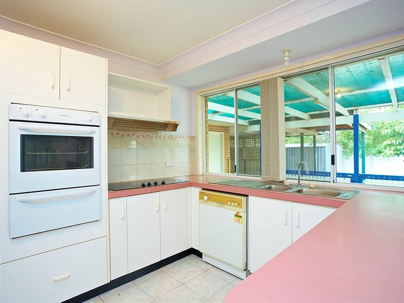 10 Trainer Avenue, Casula NSW 2170