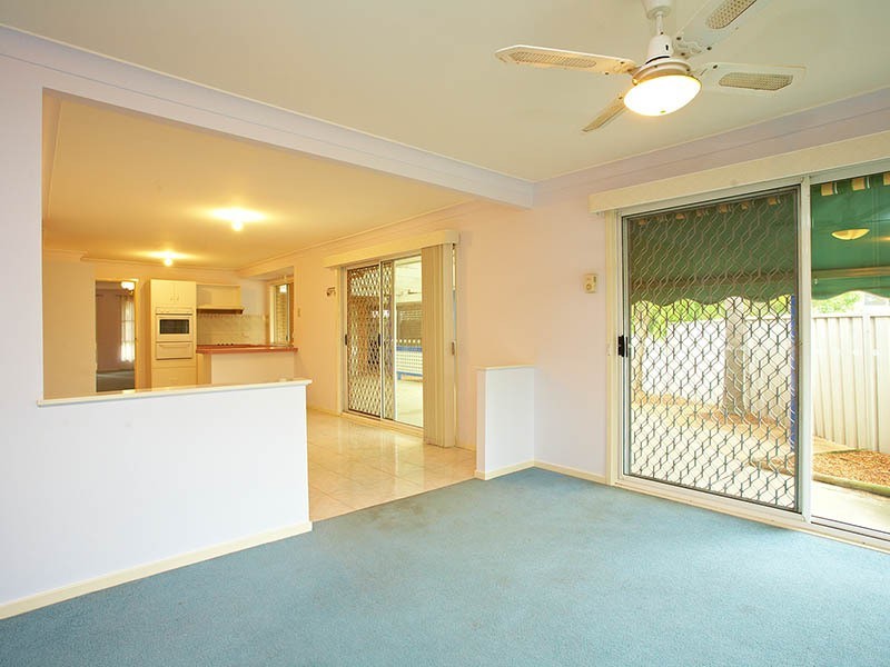 10 Trainer Avenue, Casula NSW 2170