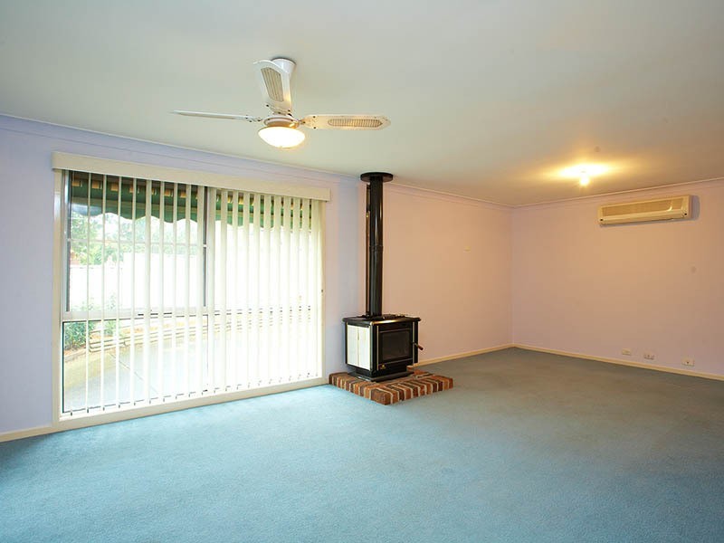 10 Trainer Avenue, Casula NSW 2170