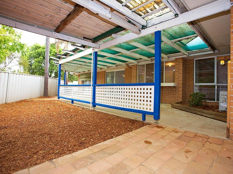 10 Trainer Avenue, Casula NSW 2170