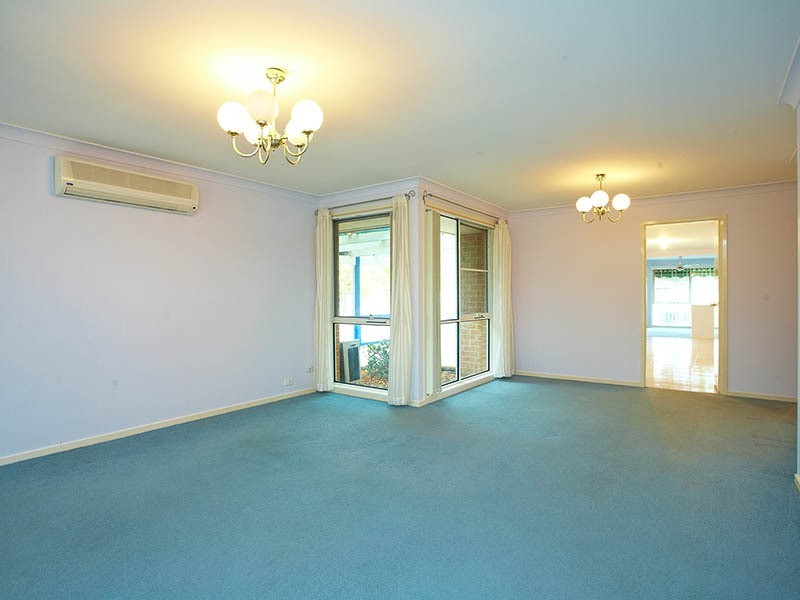 10 Trainer Avenue, Casula NSW 2170