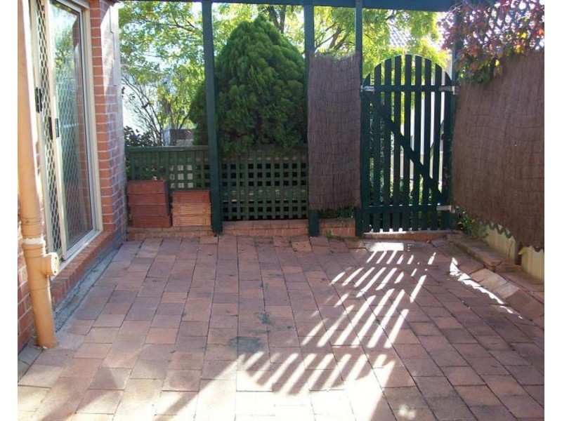 6/50 Parkhill Avenue, Leumeah NSW 2560