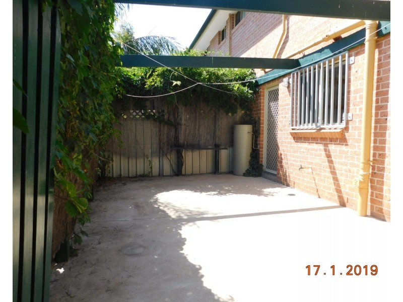 6/50 Parkhill Avenue, Leumeah NSW 2560
