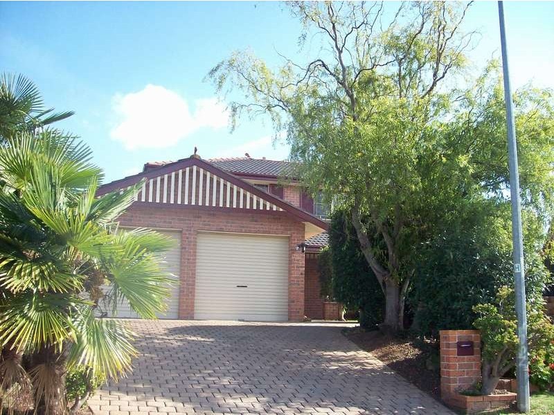 12 Durack Place, Casula NSW 2170