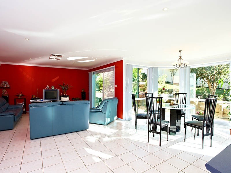 17 Tucker Road, Casula NSW 2170