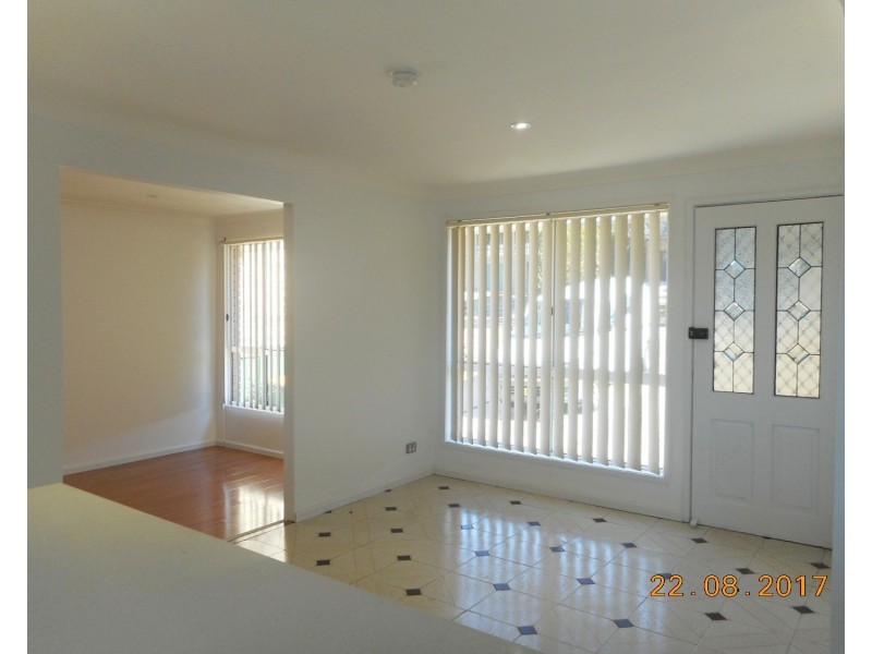 76 St Andrews Boulevard, Casula NSW 2170