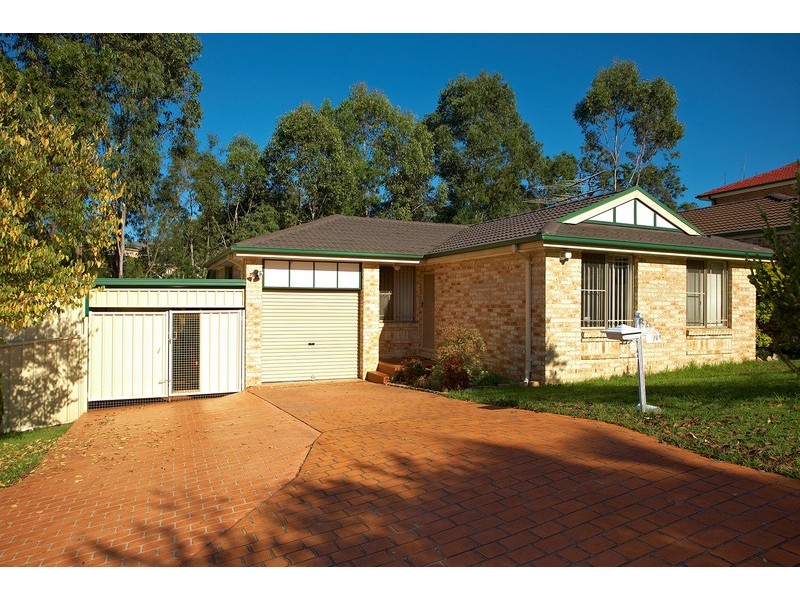 7 Ian Place, Casula NSW 2170