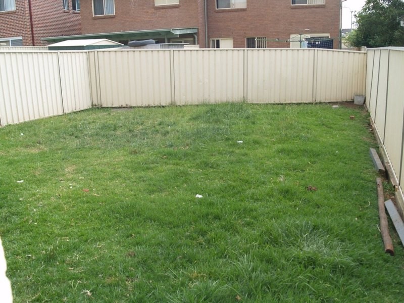 Hoxton Park NSW 2171