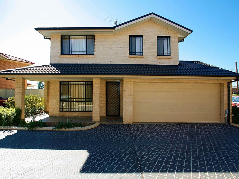 9/10 Yerona Street, Prestons NSW 2170