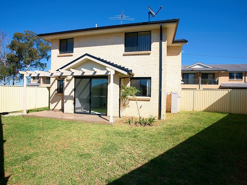 9/10 Yerona Street, Prestons NSW 2170