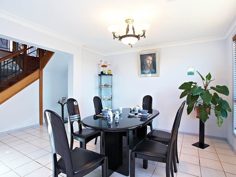 17 Tucker Road, Casula NSW 2170