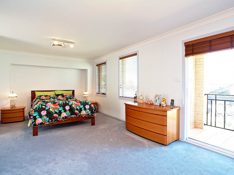 17 Tucker Road, Casula NSW 2170