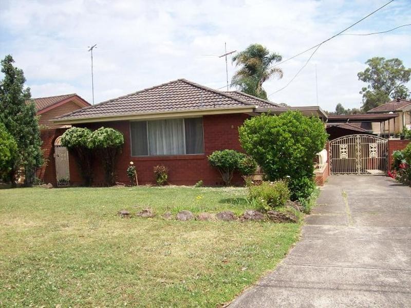 8 Sycamore Avenue, Casula NSW 2170
