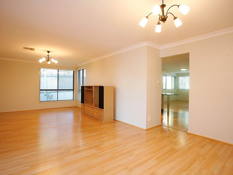 2 Dalmeny Drive, Prestons NSW 2170