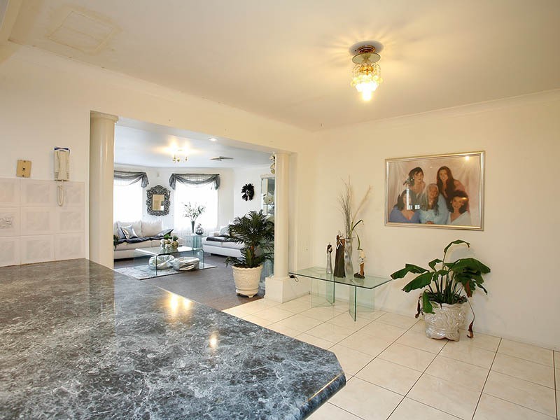 Prestons NSW 2170