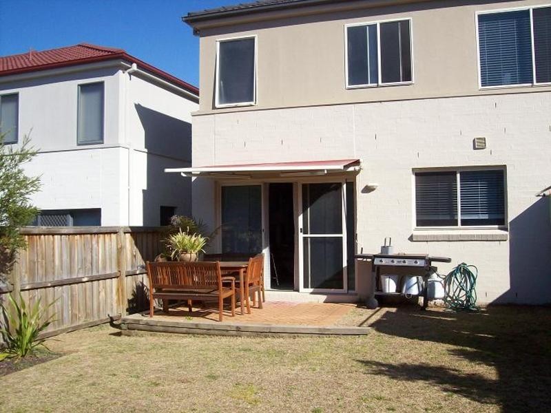 7 Hindostan Road, Glenfield NSW 2167