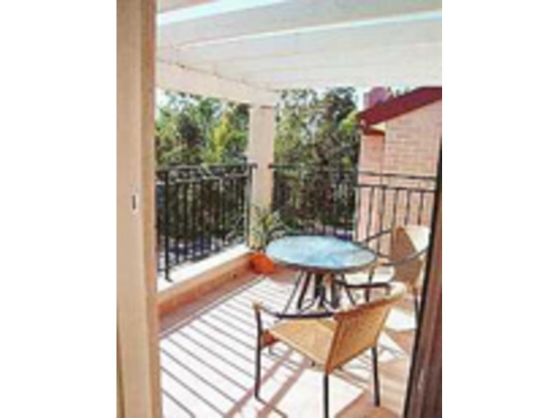 22c Kitson Way, Casula NSW 2170