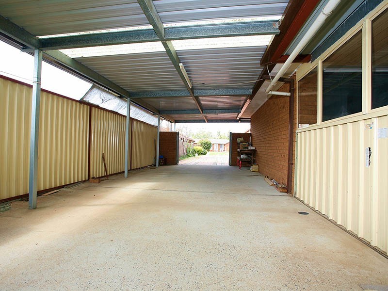 2/115 Cockatiel Circuit, Green Valley NSW 2168