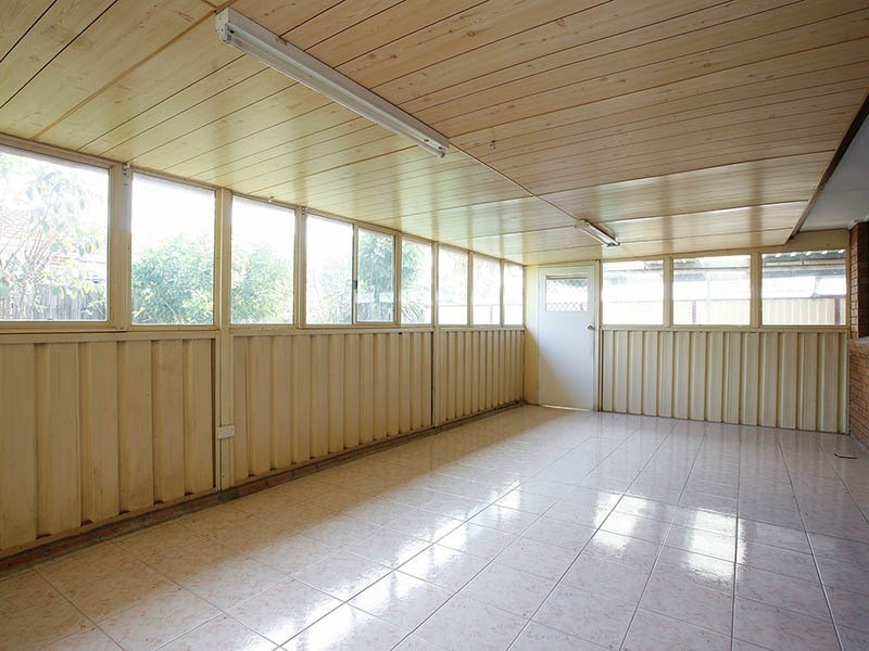 2/115 Cockatiel Circuit, Green Valley NSW 2168