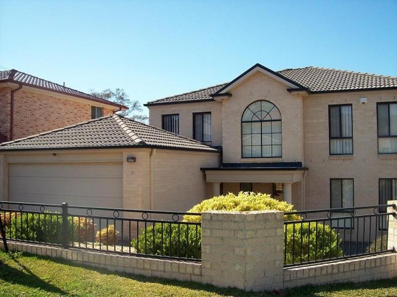 19 Kendall Drive, Casula NSW 2170