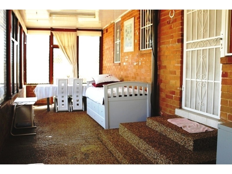 Lurnea NSW 2170