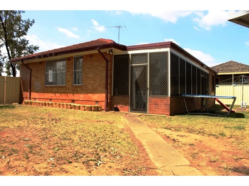 Lurnea NSW 2170