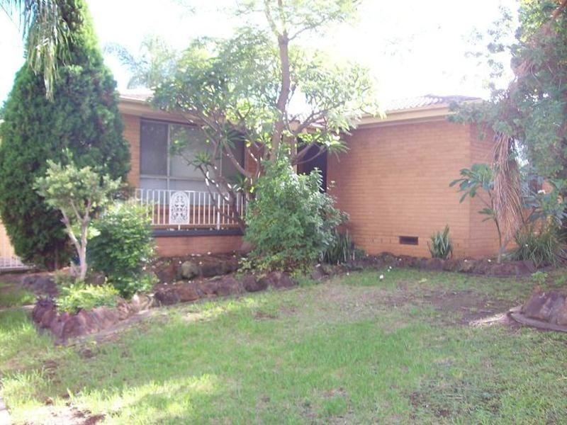 7 Darling Avenue, Casula NSW 2170