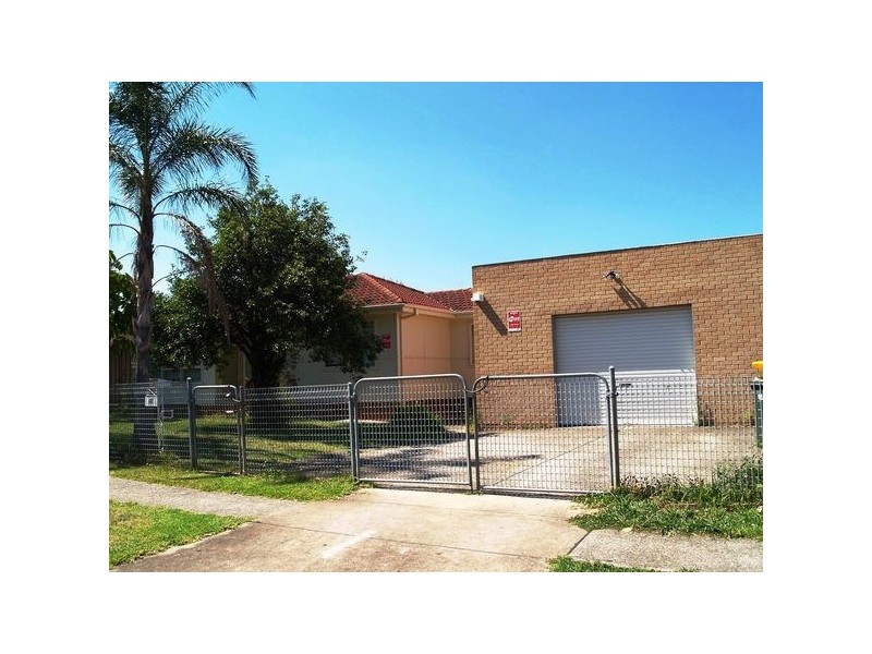 60 Demeyrick Avenue, Casula NSW 2170