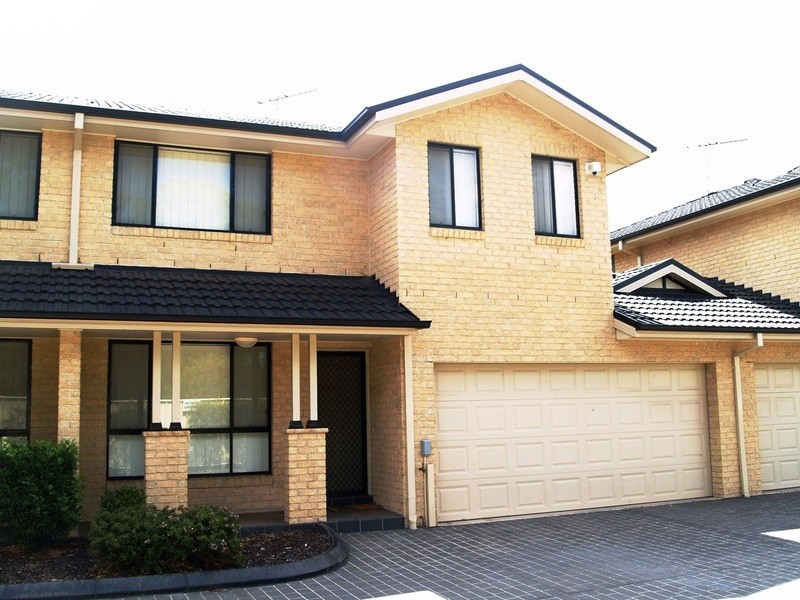 5/4-6 Blackwood Avenue, Casula NSW 2170