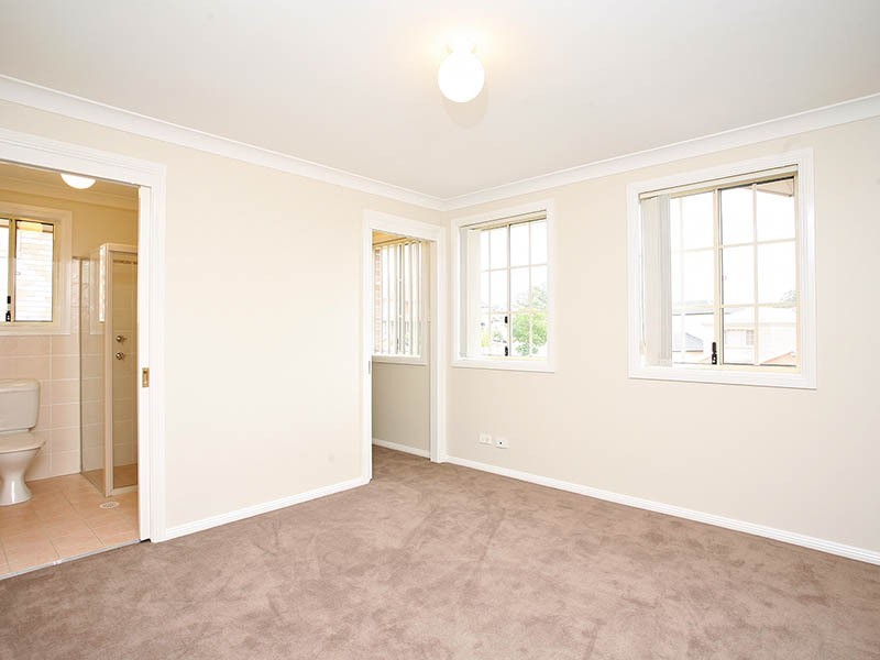 West Hoxton NSW 2171