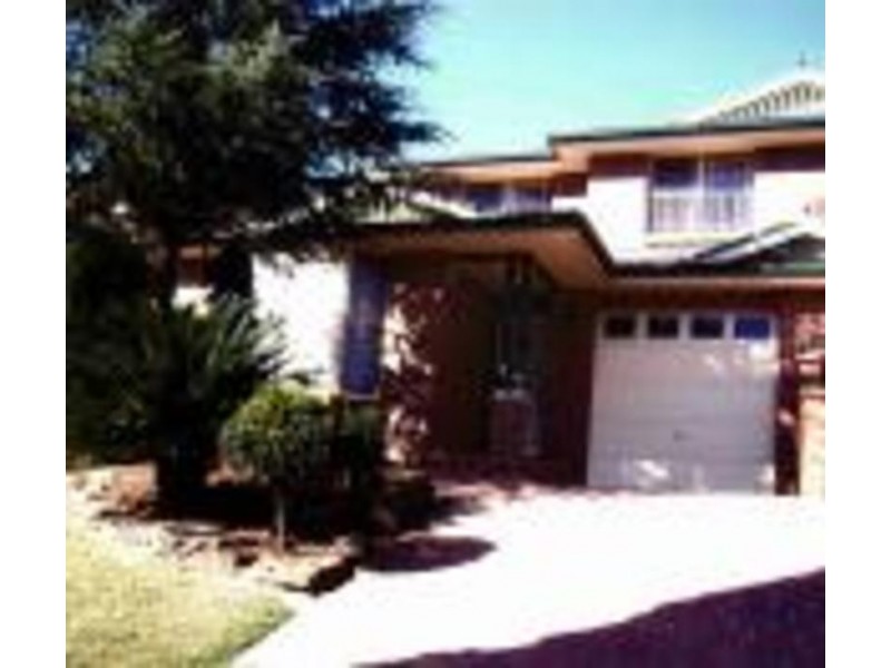 9B Keneally Way, Casula NSW 2170