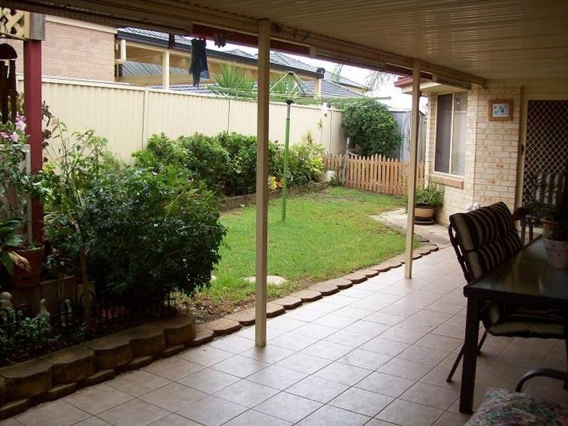 23 Greenway Drive, West Hoxton NSW 2171