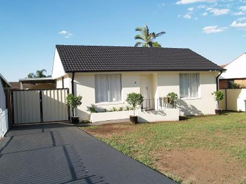 21 Gibson Avenue, Casula NSW 2170