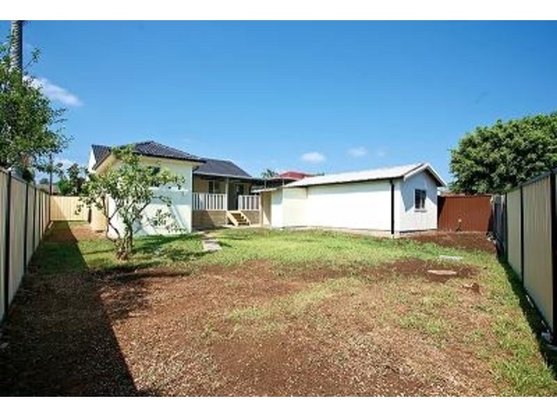 21 Gibson Avenue, Casula NSW 2170