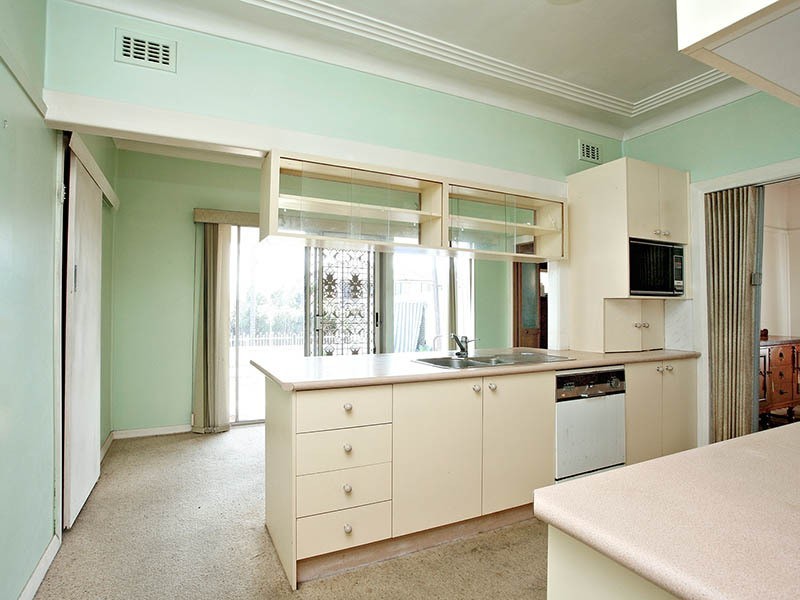 33 Passefield Street, Liverpool NSW 2170