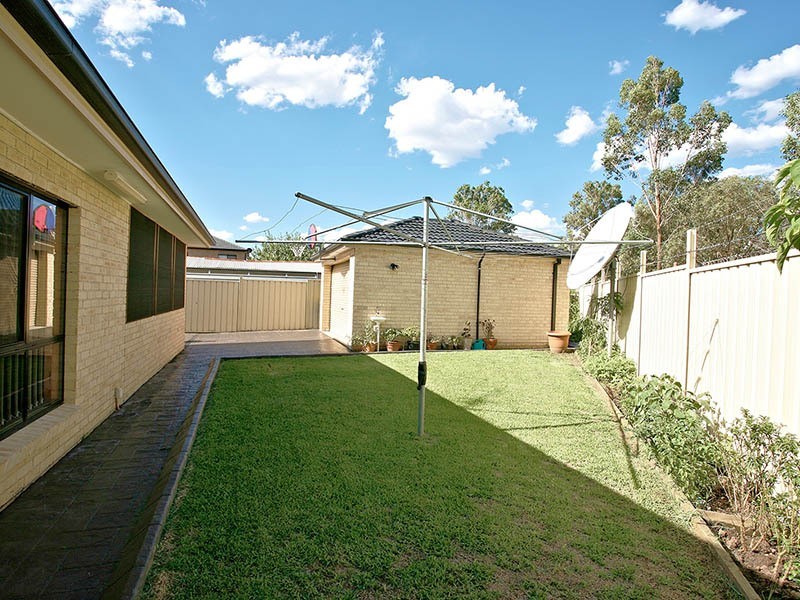 Lurnea NSW 2170