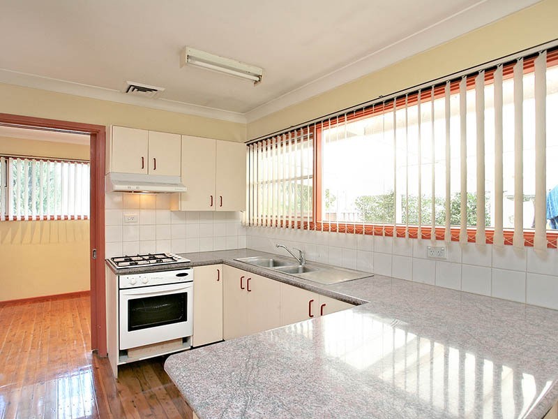 Wattle Grove NSW 2173