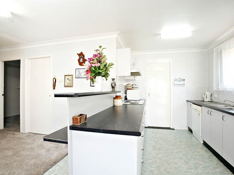 13 Pine Road, Casula NSW 2170