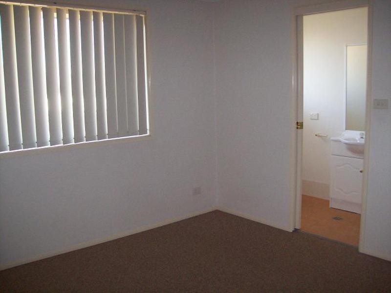 13/12 Pine Road, Casula NSW 2170