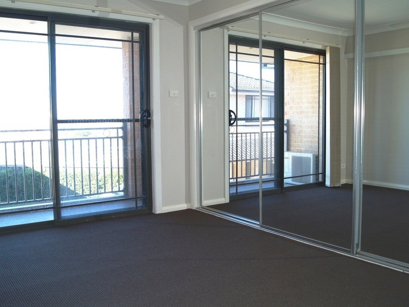 12/10 Yerona Street, Prestons NSW 2170