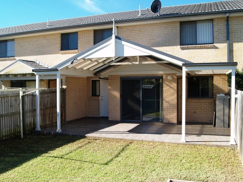 12/10 Yerona Street, Prestons NSW 2170