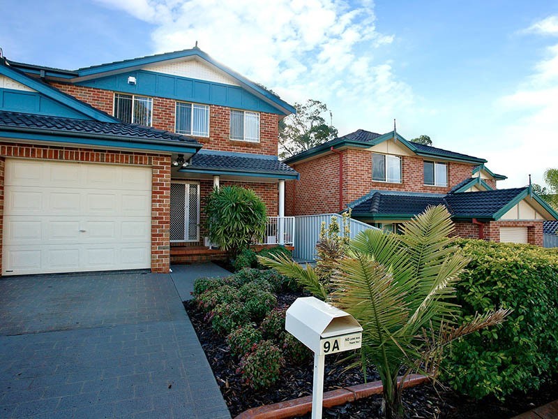 9A Sidney Place, Casula NSW 2170