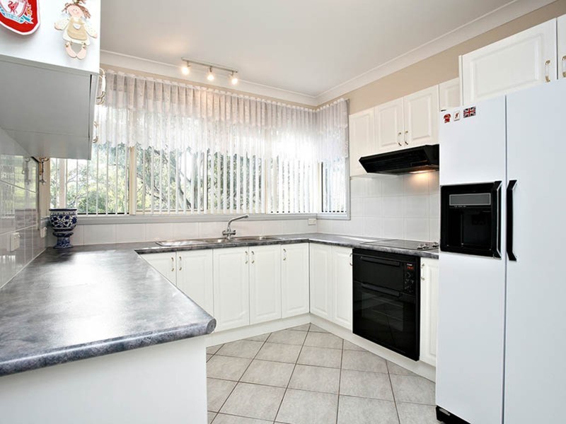 9A Sidney Place, Casula NSW 2170
