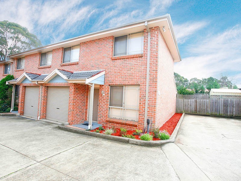 12/13-15 Carnation Avenue, Casula NSW 2170