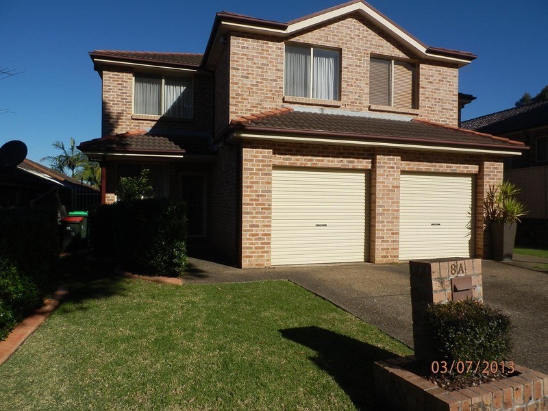 8A Sidney Place, Casula NSW 2170