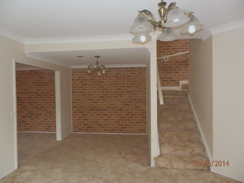 8A Sidney Place, Casula NSW 2170