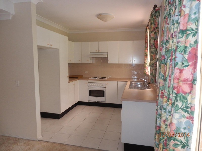 8A Sidney Place, Casula NSW 2170