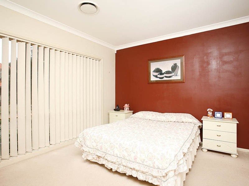 14 Kitson Way, Casula NSW 2170
